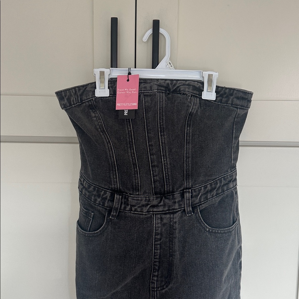 Pretty Little Thing Bandeau Denim Jumpsuit - Picture 4 of 14